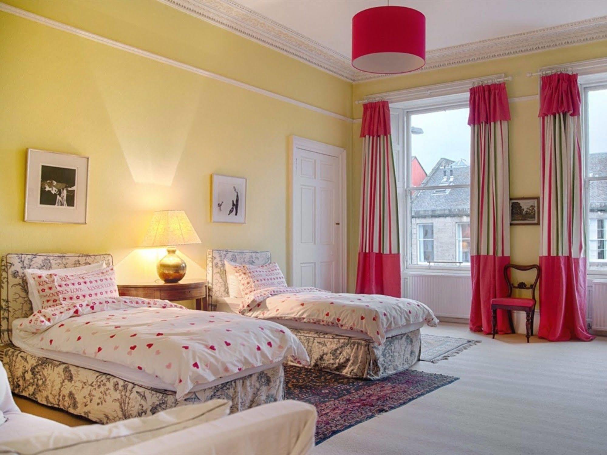 Winter Cherry Bed & Breakfast Эдинбург Экстерьер фото