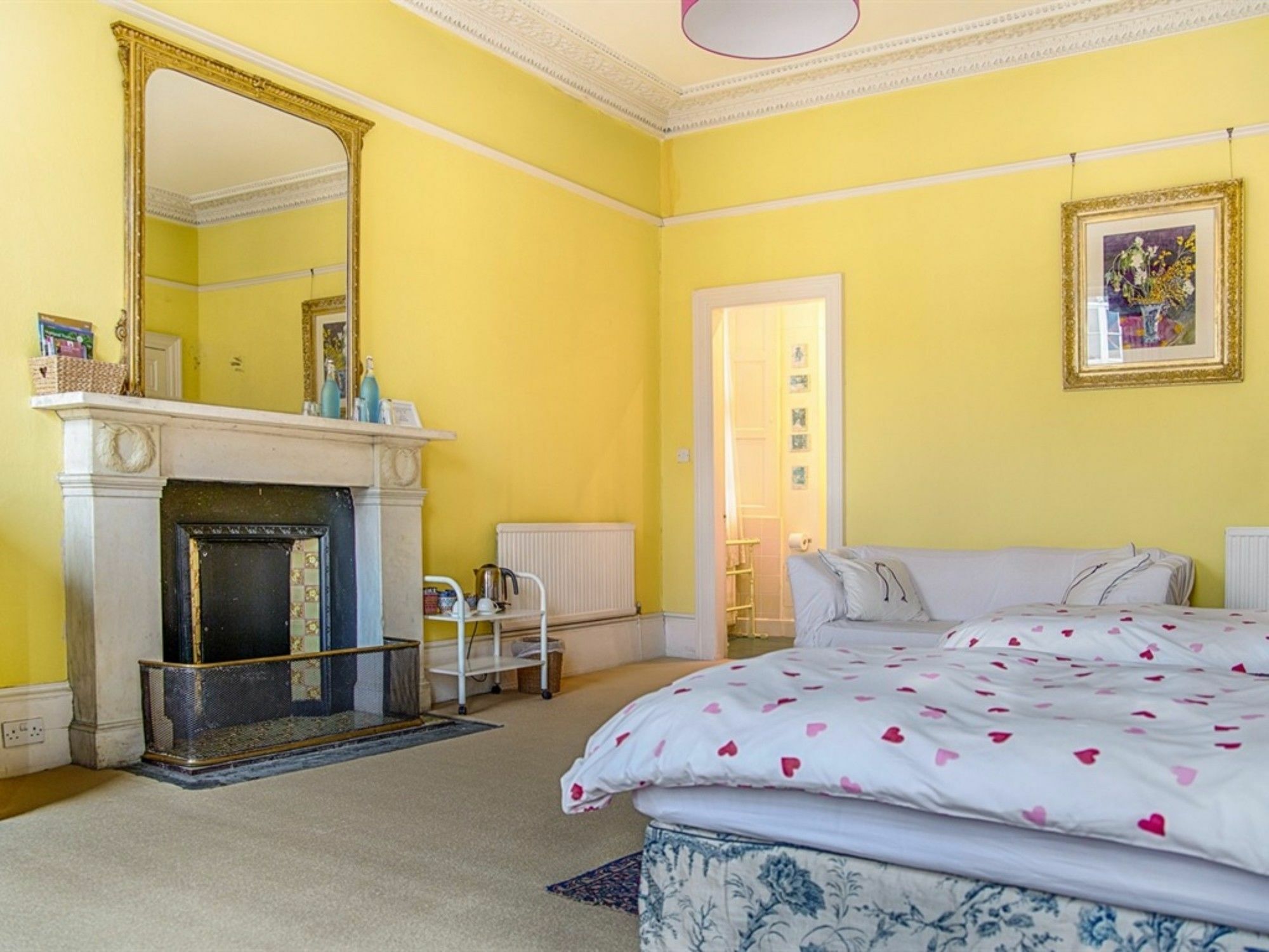 Winter Cherry Bed & Breakfast Эдинбург Экстерьер фото